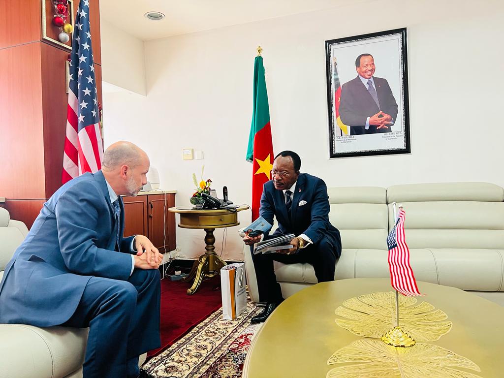 Cameroun/Infrastructures routières: l’Ambassadeur des USA chez le ministre des Travaux Publics